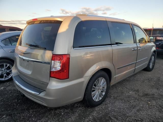 2012 Chrysler Town & Country Limited