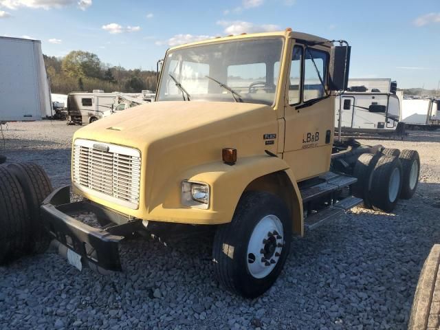 2004 Freightliner Medium CON