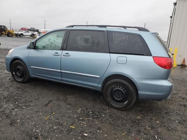 2008 Toyota Sienna XLE