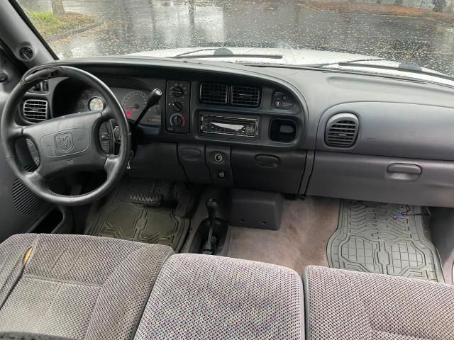 1999 Dodge RAM 2500