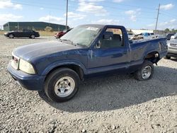 Carros salvage sin ofertas aún a la venta en subasta: 2002 GMC Sonoma