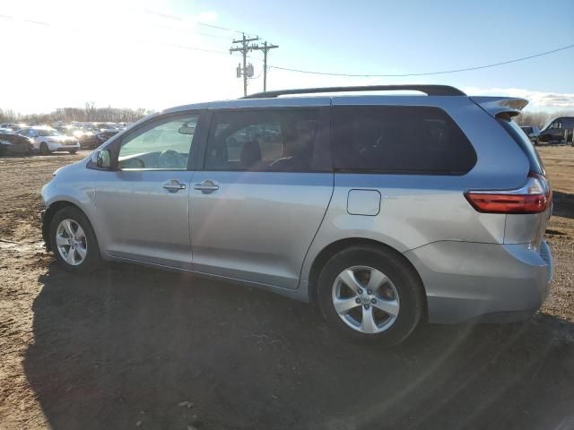 2015 Toyota Sienna LE