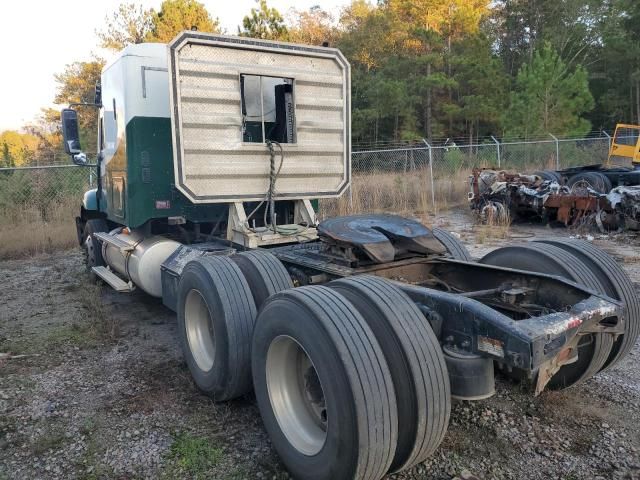 2007 Freightliner Columbia 112