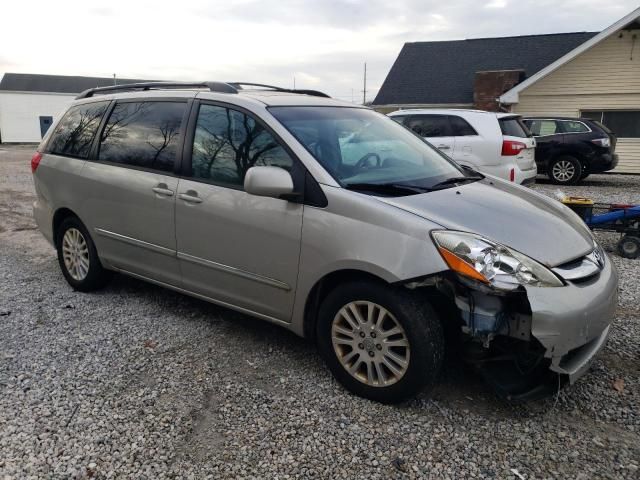 2007 Toyota Sienna XLE