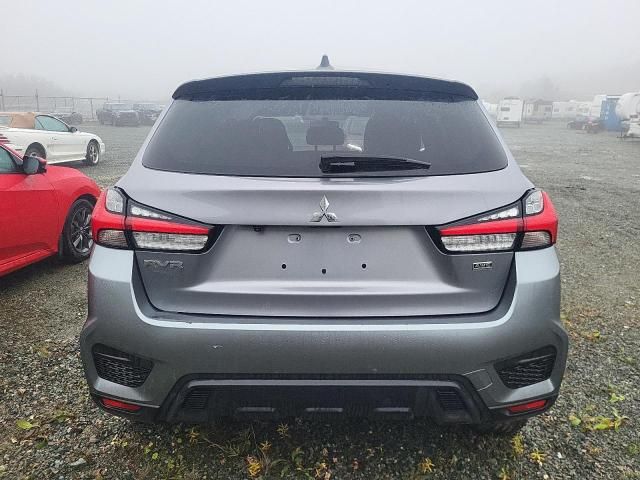 2020 Mitsubishi RVR SE