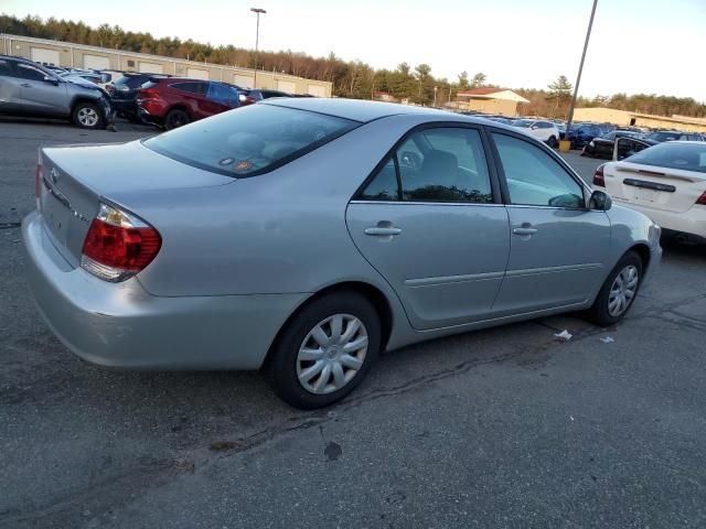 2005 Toyota Camry LE