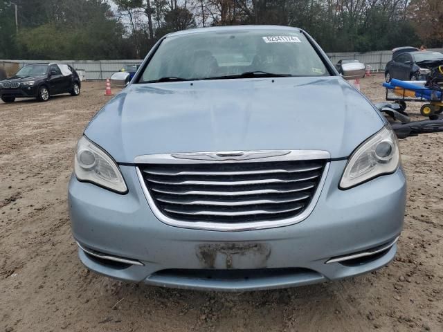 2013 Chrysler 200 Limited