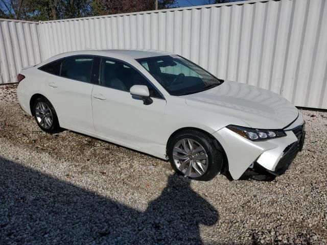 2022 Toyota Avalon XLE