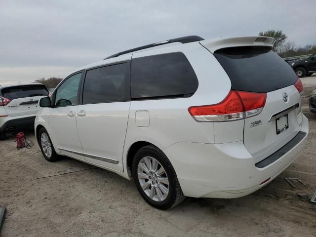 2013 Toyota Sienna XLE