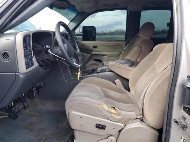 2004 GMC Sierra K2500 Heavy Duty