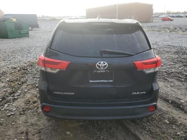 2018 Toyota Highlander SE