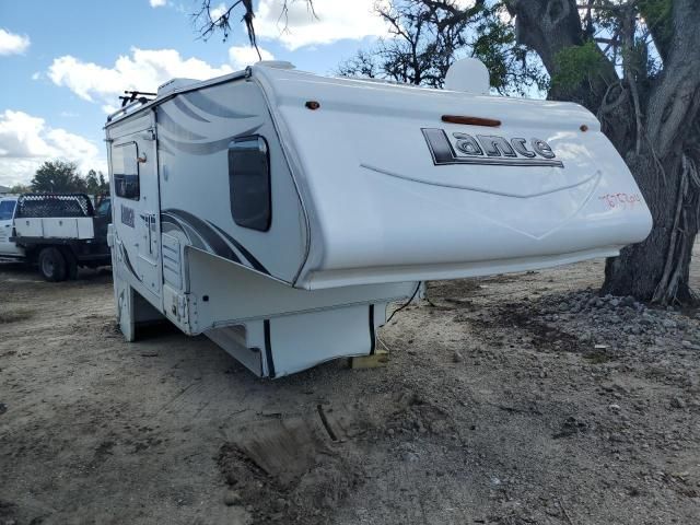 2016 Winnebago Camper