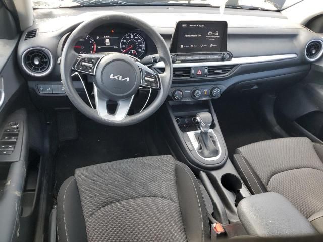 2023 KIA Forte LX