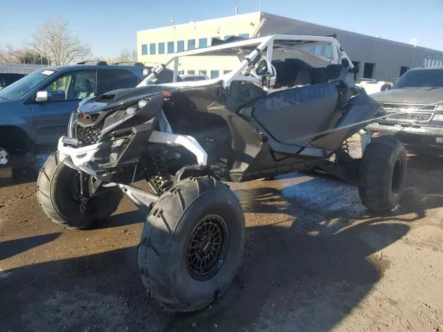 2024 Can-Am Maverick R X RS