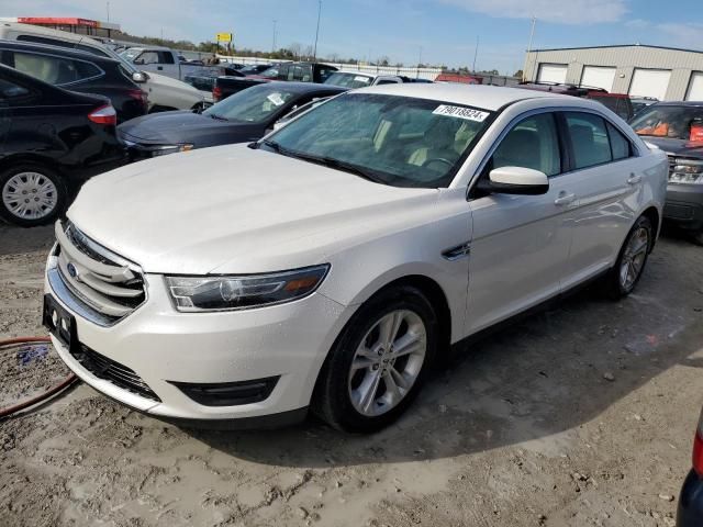 2015 Ford Taurus SEL