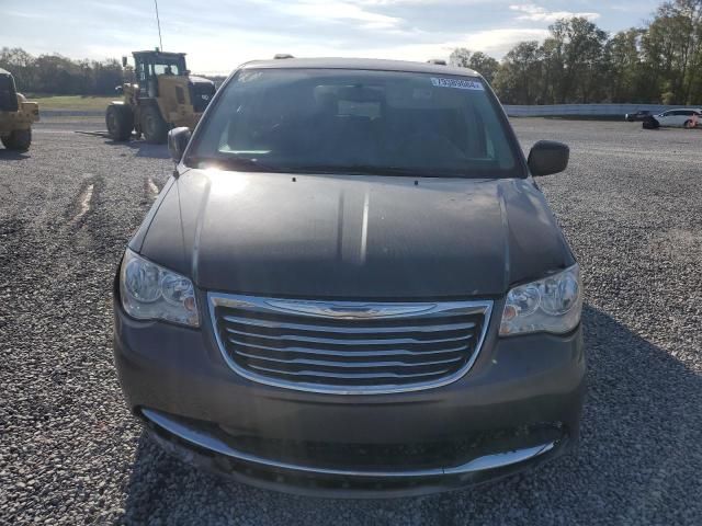 2016 Chrysler Town & Country Touring