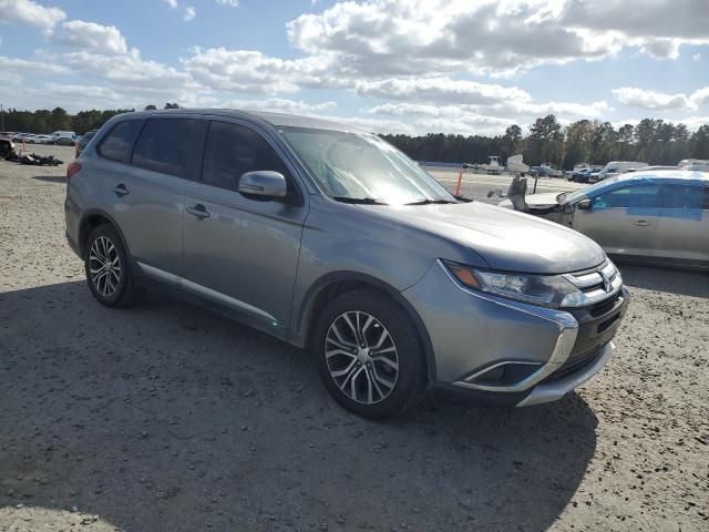 2016 Mitsubishi Outlander SE