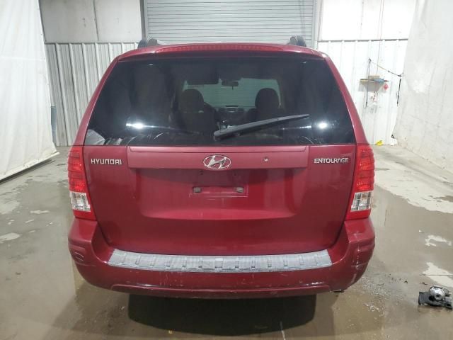 2007 Hyundai Entourage GLS