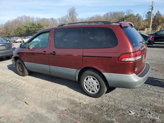 2002 Toyota Sienna LE