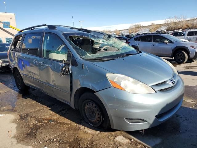 2009 Toyota Sienna CE