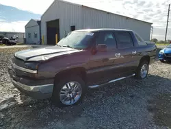 Lots with Bids for sale at auction: 2003 Chevrolet Avalanche C1500