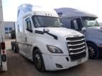 2019 Freightliner Cascadia 126