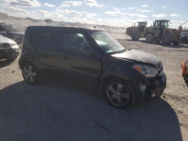 2011 KIA Soul +