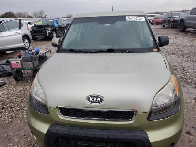 2010 KIA Soul +