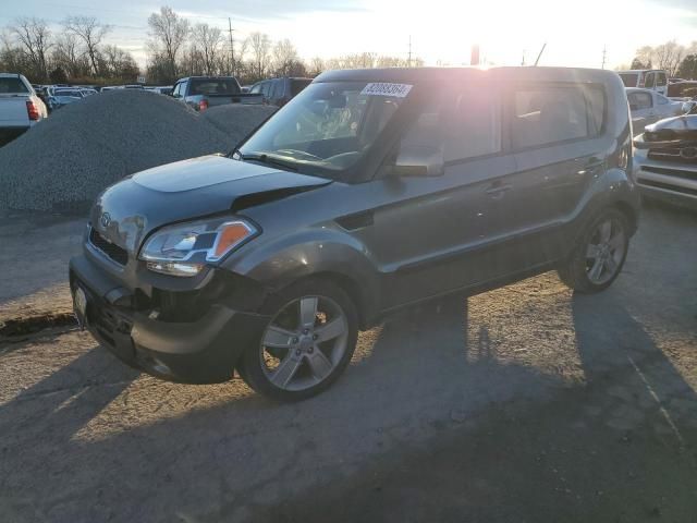 2011 KIA Soul +