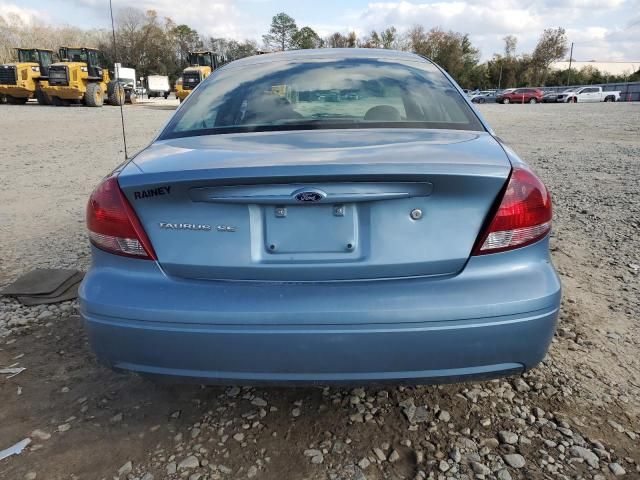 2005 Ford Taurus SE