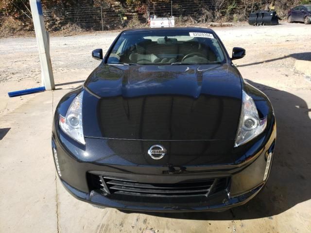 2014 Nissan 370Z Base