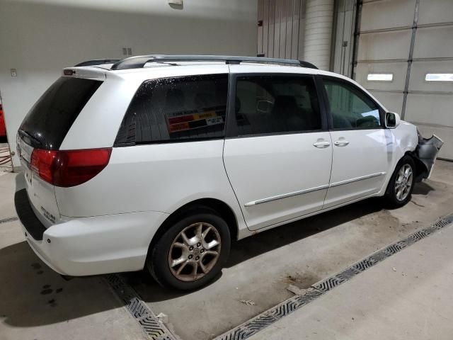 2004 Toyota Sienna XLE