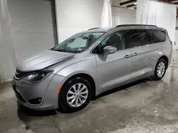 Chrysler Vehiculos salvage en venta: 2017 Chrysler Pacifica Touring L