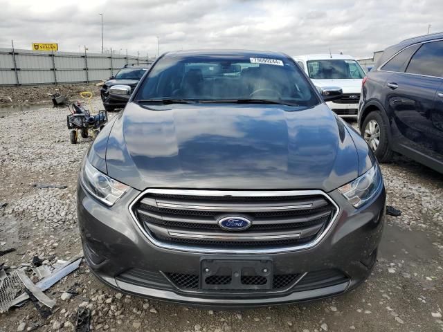 2016 Ford Taurus Limited