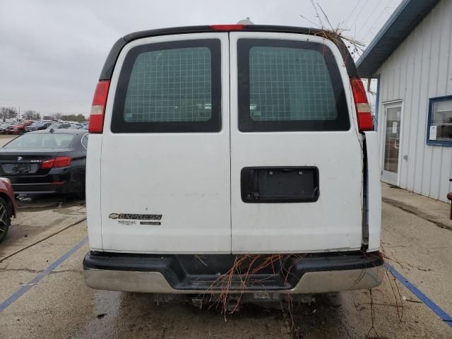 2014 Chevrolet Express G2500