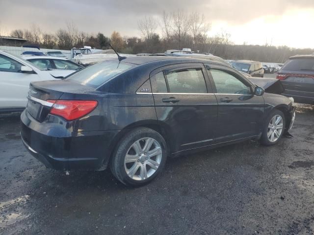 2013 Chrysler 200 LX