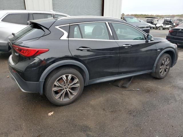 2017 Infiniti QX30 Base