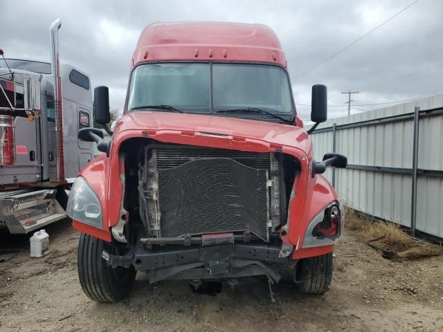 2017 Freightliner Cascadia 125