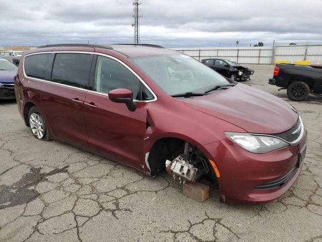 2020 Chrysler Voyager LXI