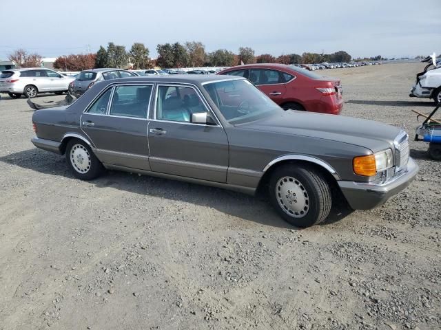 1990 Mercedes-Benz 560 SEL