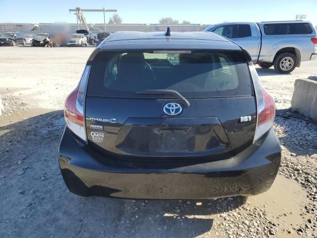 2016 Toyota Prius C