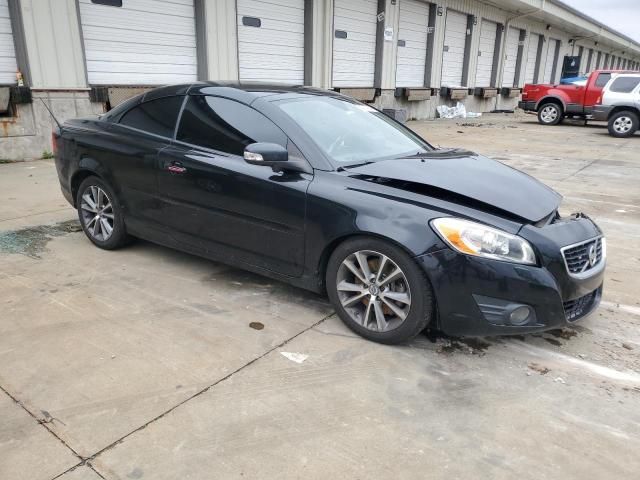 2011 Volvo C70 T5