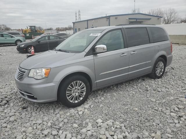 2015 Chrysler Town & Country Touring L