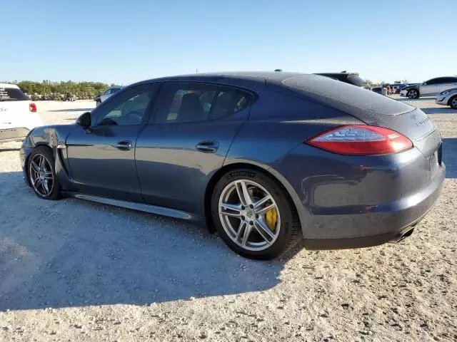 2012 Porsche Panamera 2