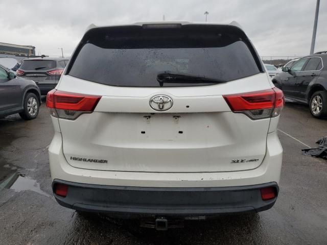 2018 Toyota Highlander SE