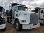 2020 Kenworth Construction T800