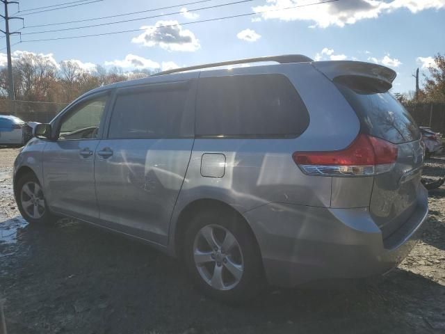 2012 Toyota Sienna LE