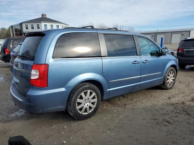 2012 Chrysler Town & Country Touring L