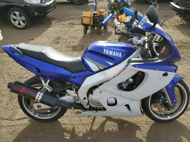 2002 Yamaha YZF600 R