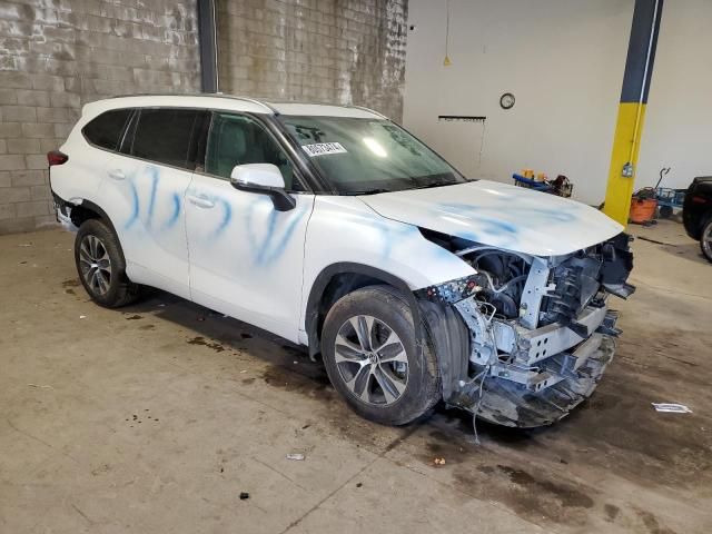 2021 Toyota Highlander XLE